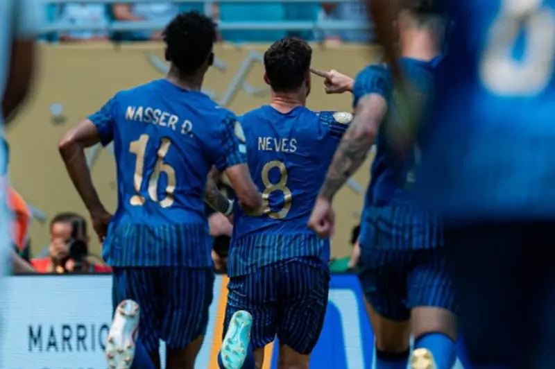 الهلال الهلال